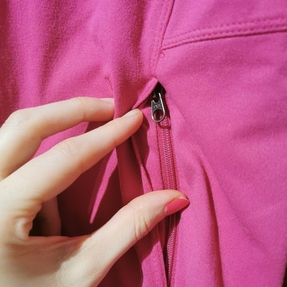 NORTH face long hooded w thumbholes and front pockets sports top - Picture 3 of 7